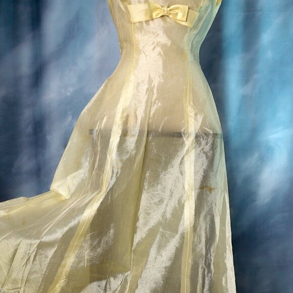 Vintage Pale Yellow 50's Party Dress with Slip - Picture 11 of 14